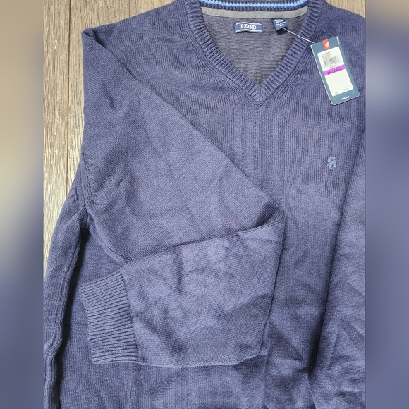 Mens Izod V-Neck Sweater - Picture 4 of 7